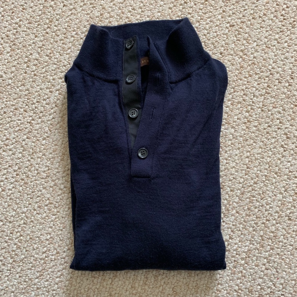J. HILBURN Navy blue Cashmere sweater.